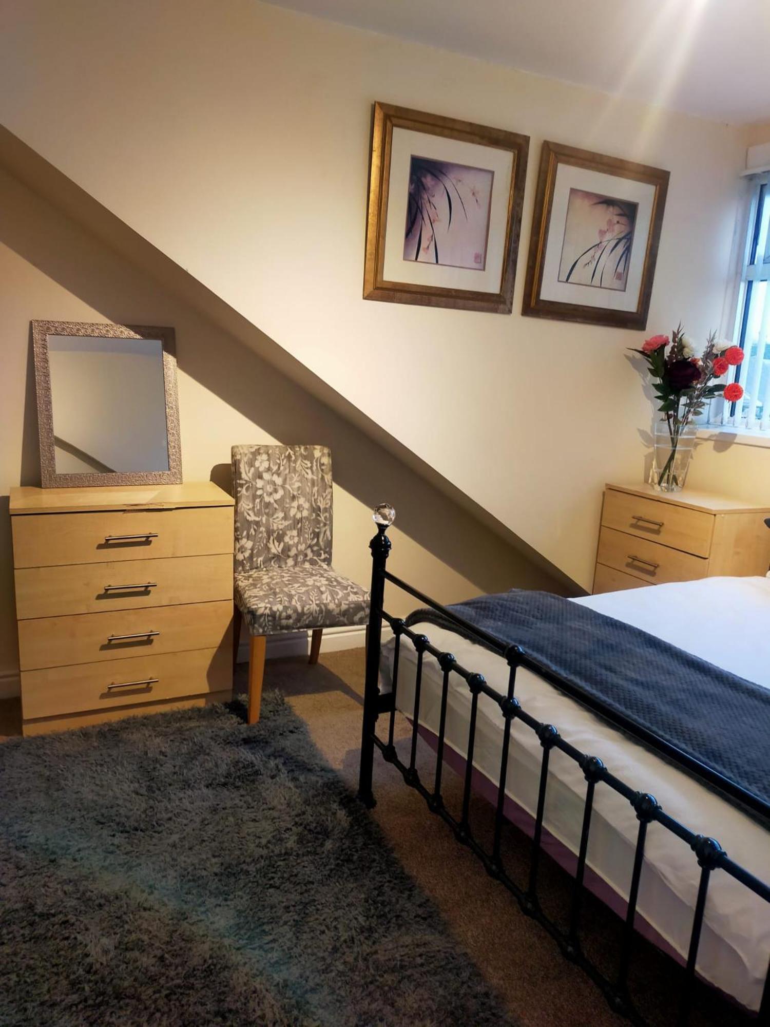Homestay Female Only Bradford (West Yorkshire)